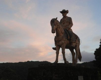 Monumento ao tropeiro: uma homenagem aos corajosos de outrora